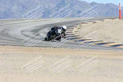 media/Oct-05-2025-CVMA (Sun) [[beeef4f201]]/Race 11-500-400(4)-350 Supersport/